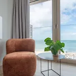 Апартаменты Seaside With Breathtaking Views *